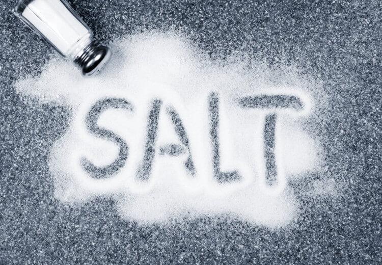 Proč mnoho soli může poškodit vaše zdraví?
